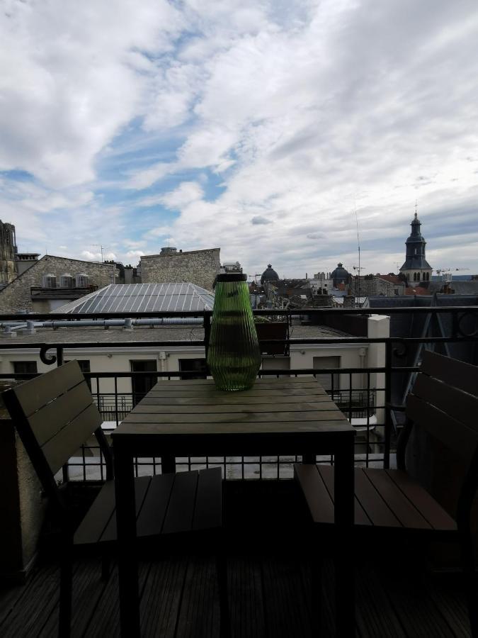 Suite De L'Etape - Vue Cathedrale Reims Buitenkant foto